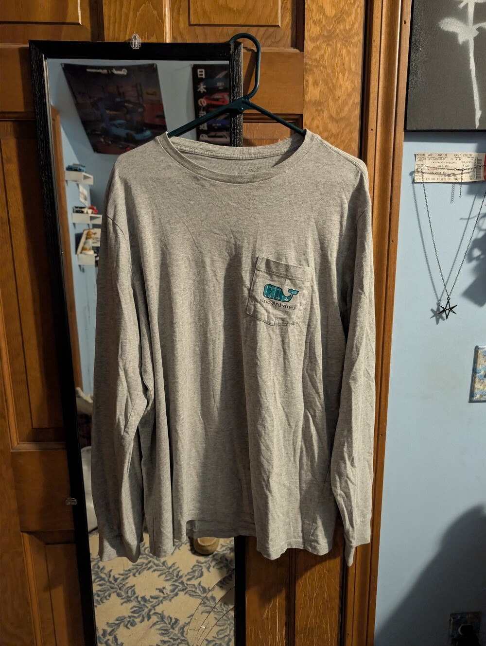 Vineyard Vines Heather Gray Long-Sleeve Pocket Tee with Whale